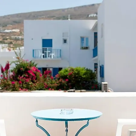 Aratos Hotel 2*